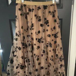 3D POSY DOUBLE-LAYERED MESH MIDI SKIRT IN CARAMEL